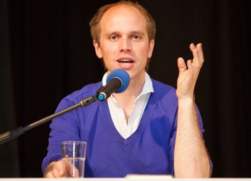 Paul Brodosky, 2010 bei einer Lesung in Kiel; (c) Björn Schaller