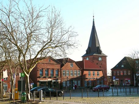 Marktplatz Lütjenburg; (c) C.Wiegert/Hohwachter Bucht Touristik